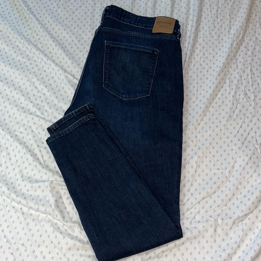 Women’s Levi’s - NWOT